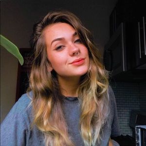 Meet your Posher, Alana